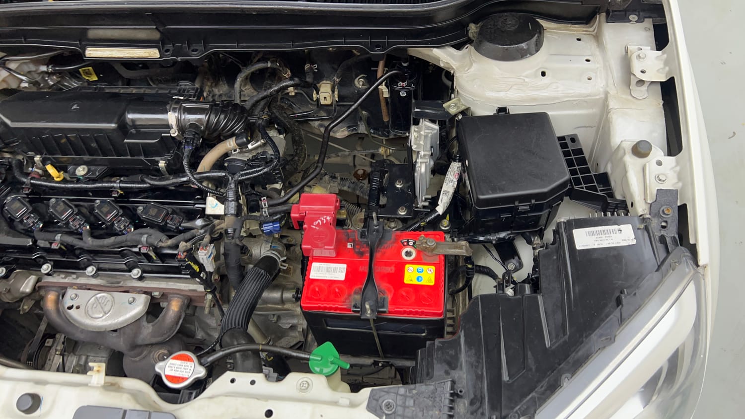 Used 2021 maruti-suzuki Vitara Brezza LXi Petrol Manual engine ENGINE LEFT SIDE VIEW