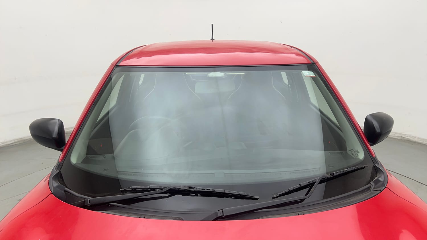 Used 2022 Maruti Suzuki Swift LXi Petrol Manual exterior FRONT WINDSHIELD VIEW