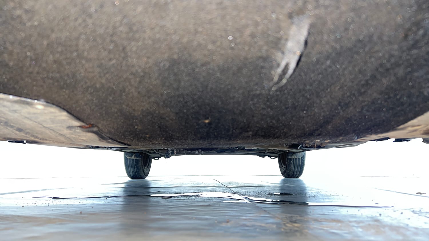 Used 2022 Maruti Suzuki Swift VXi Petrol Manual extra FRONT LEFT UNDERBODY VIEW
