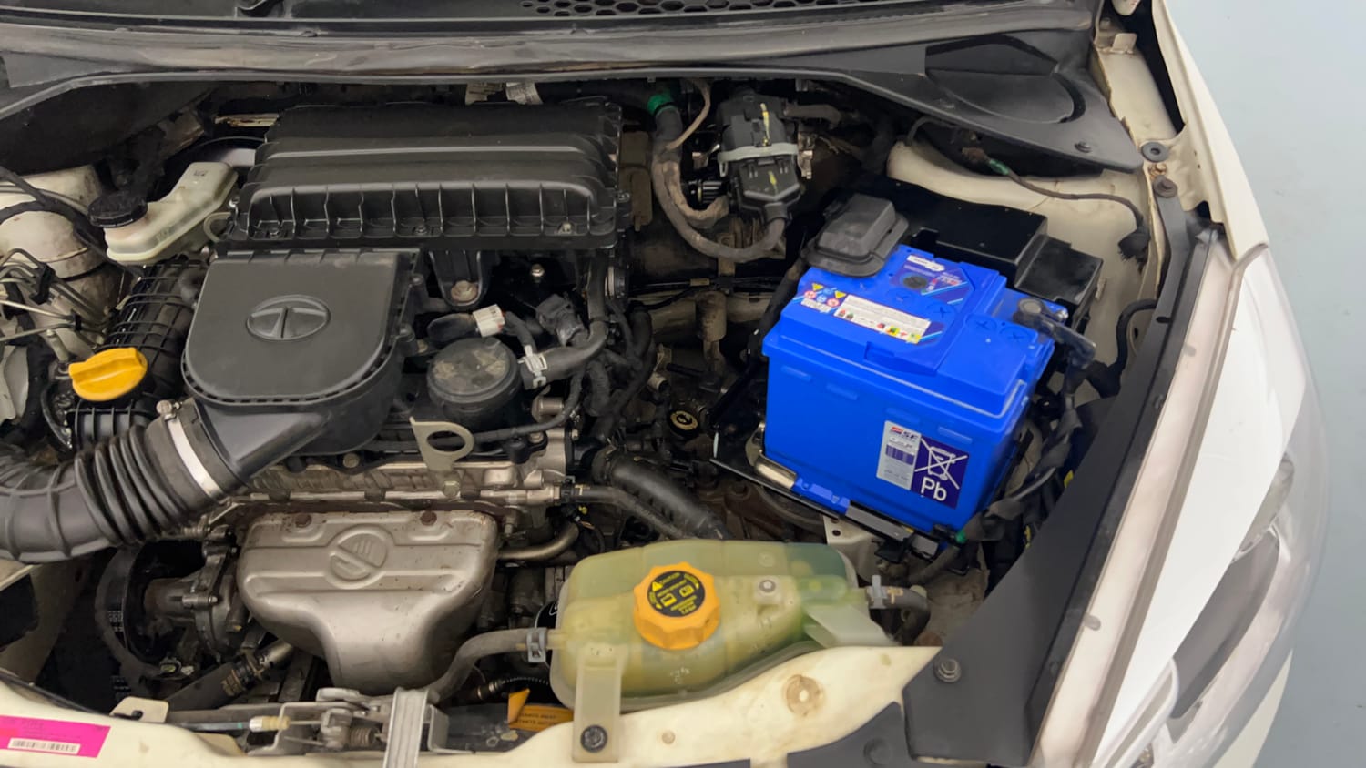 Used 2018 Tata Tiago Revotron XZ Plus Petrol Manual engine ENGINE LEFT SIDE VIEW