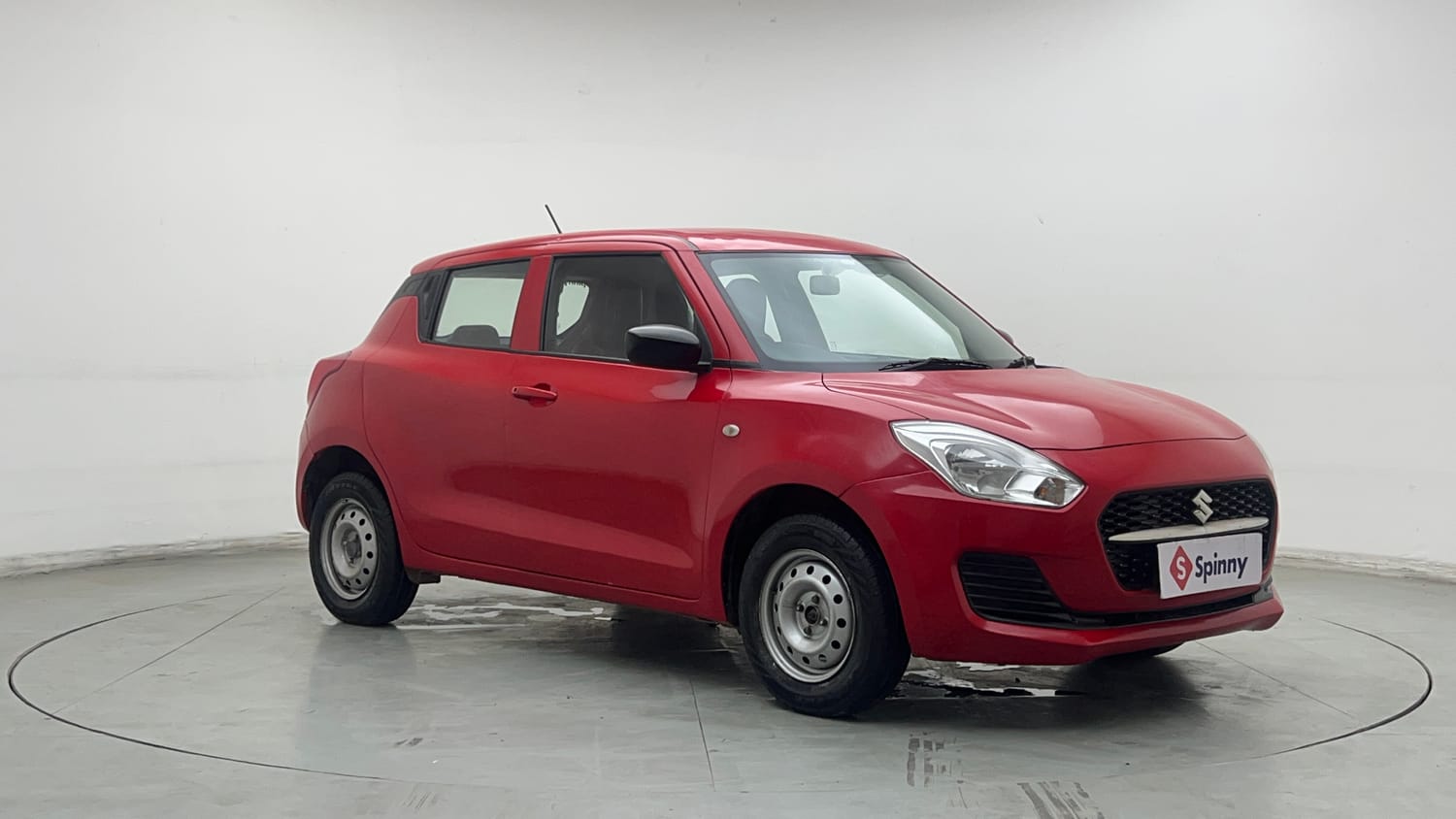 Used 2022 Maruti Suzuki Swift LXi Petrol Manual exterior RIGHT FRONT CORNER VIEW