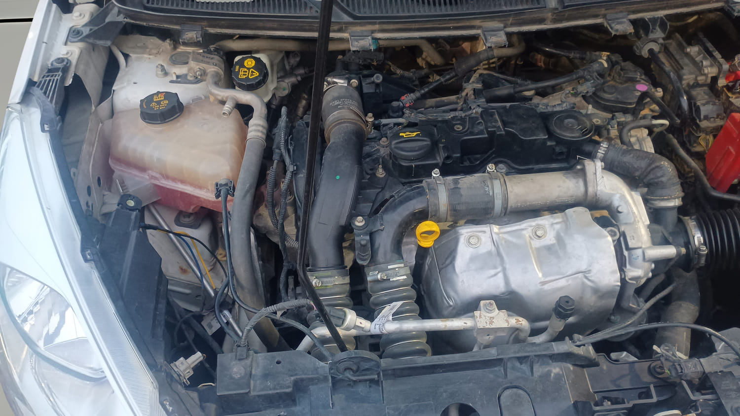 Used 2016 Ford Figo Aspire Trend 1.5 TDCi Diesel Manual engine ENGINE RIGHT SIDE VIEW