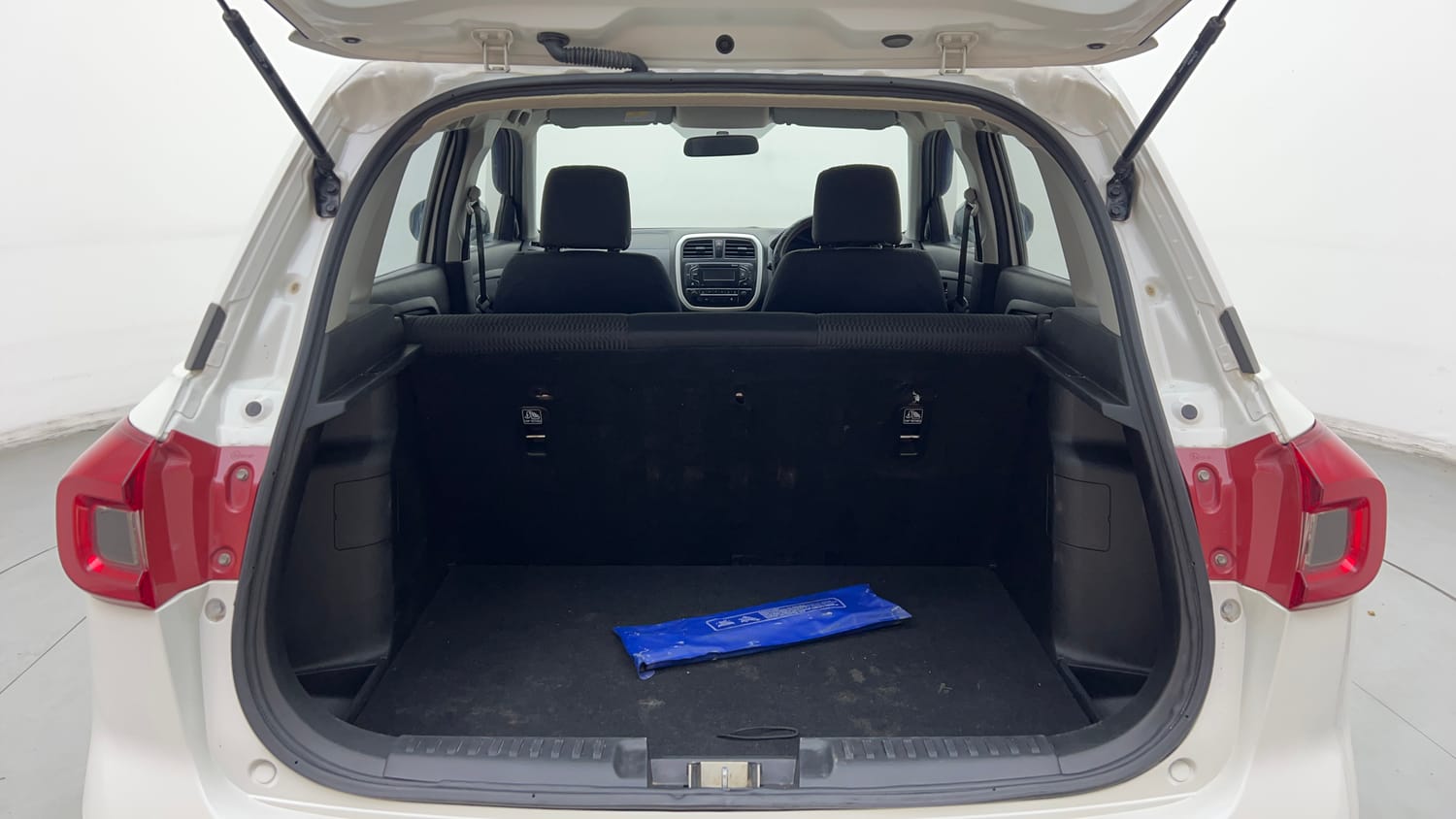 Used 2021 maruti-suzuki Vitara Brezza LXi Petrol Manual interior DICKY INSIDE VIEW