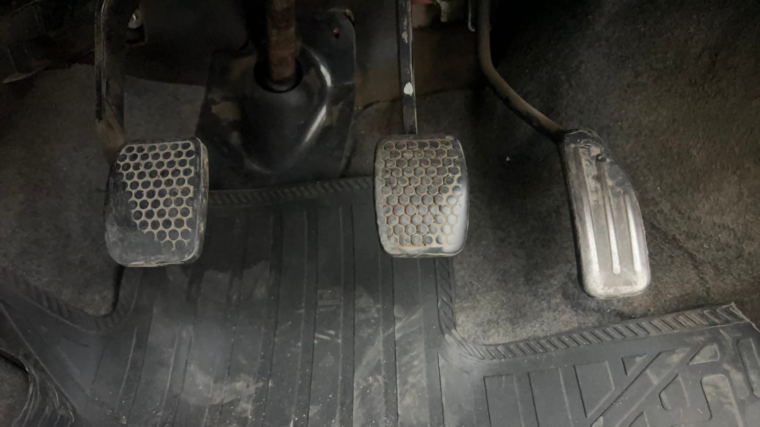 Used 2012 Maruti Suzuki Alto K10 VXi Petrol Manual interior PEDALS VIEW