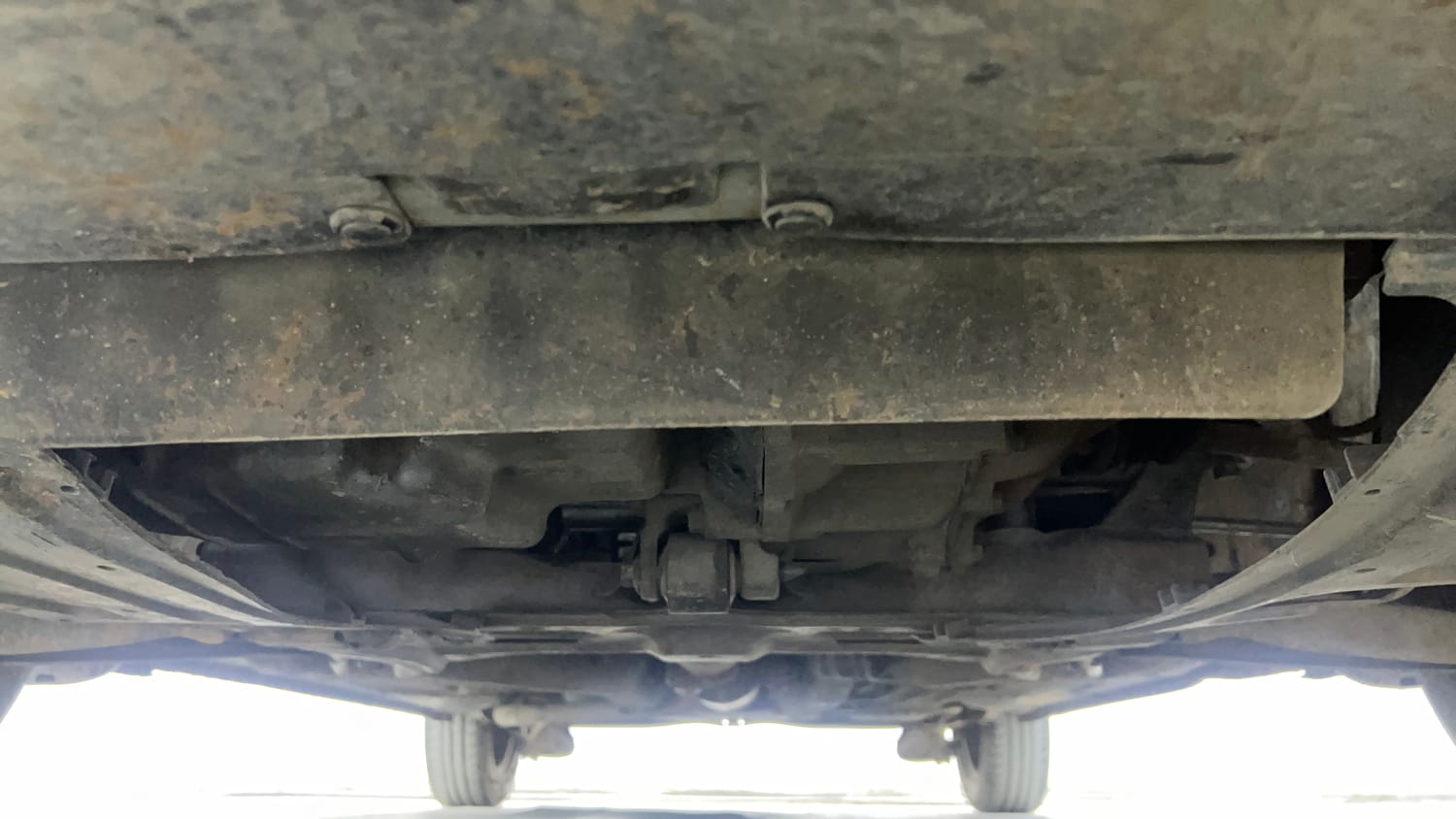 Used 2014 Honda Brio S MT Petrol Manual extra FRONT LEFT UNDERBODY VIEW