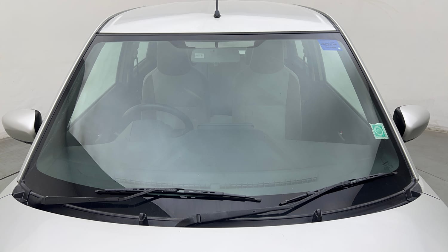 Used 2019 Maruti Suzuki Wagon R VXi 1.0 Petrol Manual exterior FRONT WINDSHIELD VIEW