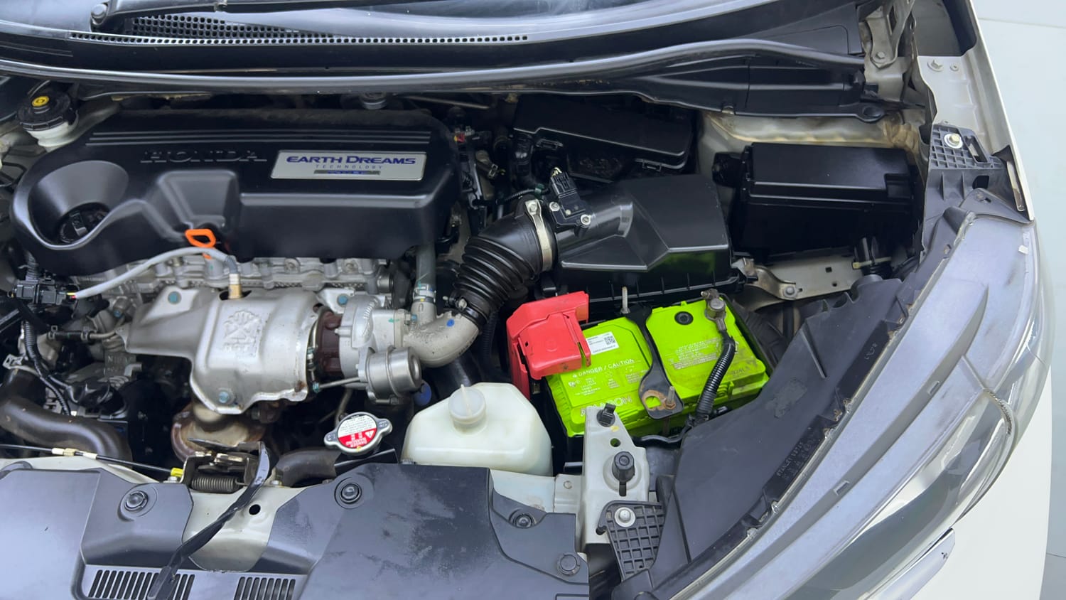 Used 2018 Honda WR-V VX MT Diesel Diesel Manual engine ENGINE LEFT SIDE VIEW