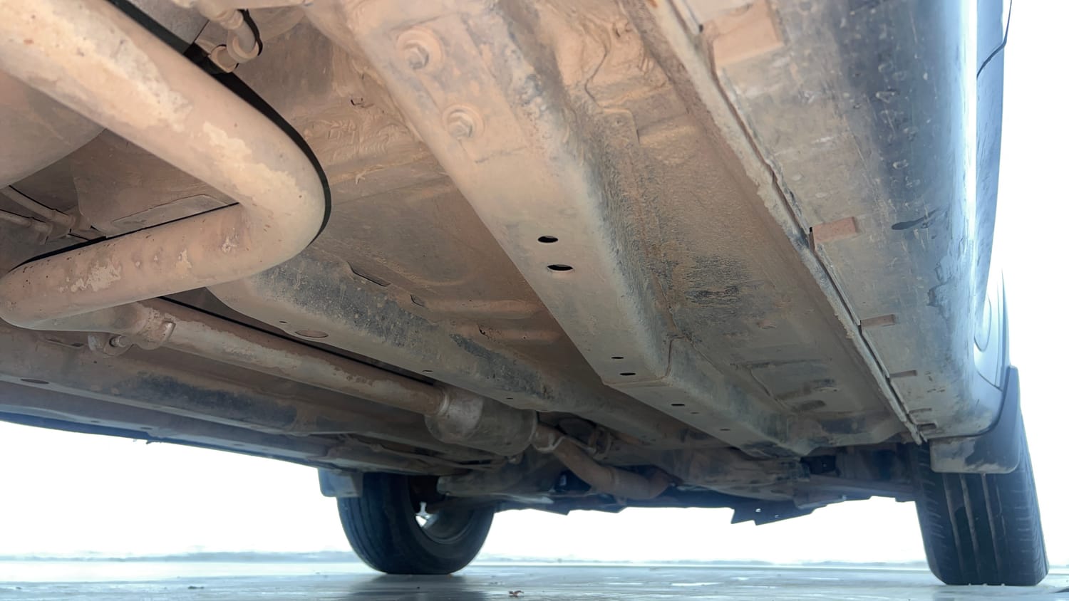 Used 2022 Tata Nexon XZA Plus (Premium) Diesel Diesel Automatic extra REAR RIGHT UNDERBODY VIEW