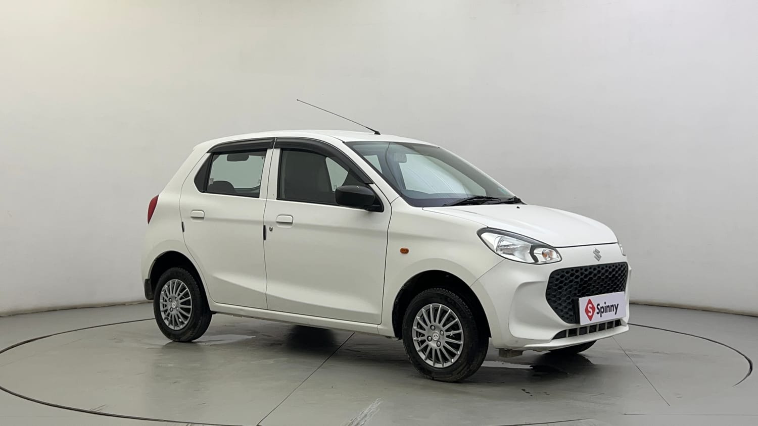 Used 2022 Maruti Suzuki Alto K10 VXi Plus Petrol Manual exterior RIGHT FRONT CORNER VIEW