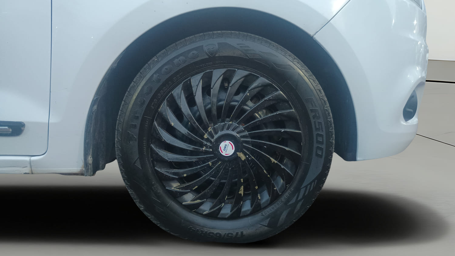 Used 2016 Ford Figo Aspire Trend 1.5 TDCi Diesel Manual tyres RIGHT FRONT TYRE RIM VIEW