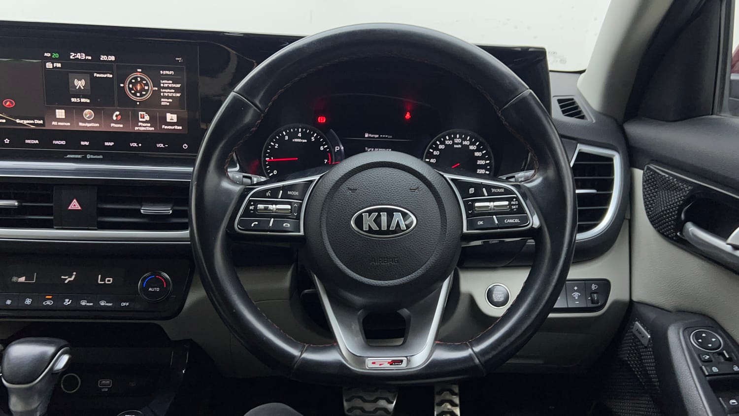 Used 2019 kia Seltos GTX Plus DCT 1.4 Petrol Automatic interior STEERING VIEW
