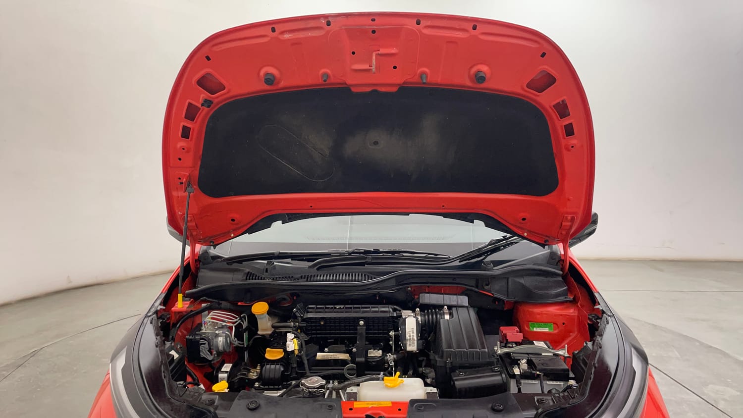 Used 2025 Tata Altroz Pure S Petrol 5AMT Petrol Automatic engine ENGINE & BONNET OPEN FRONT VIEW