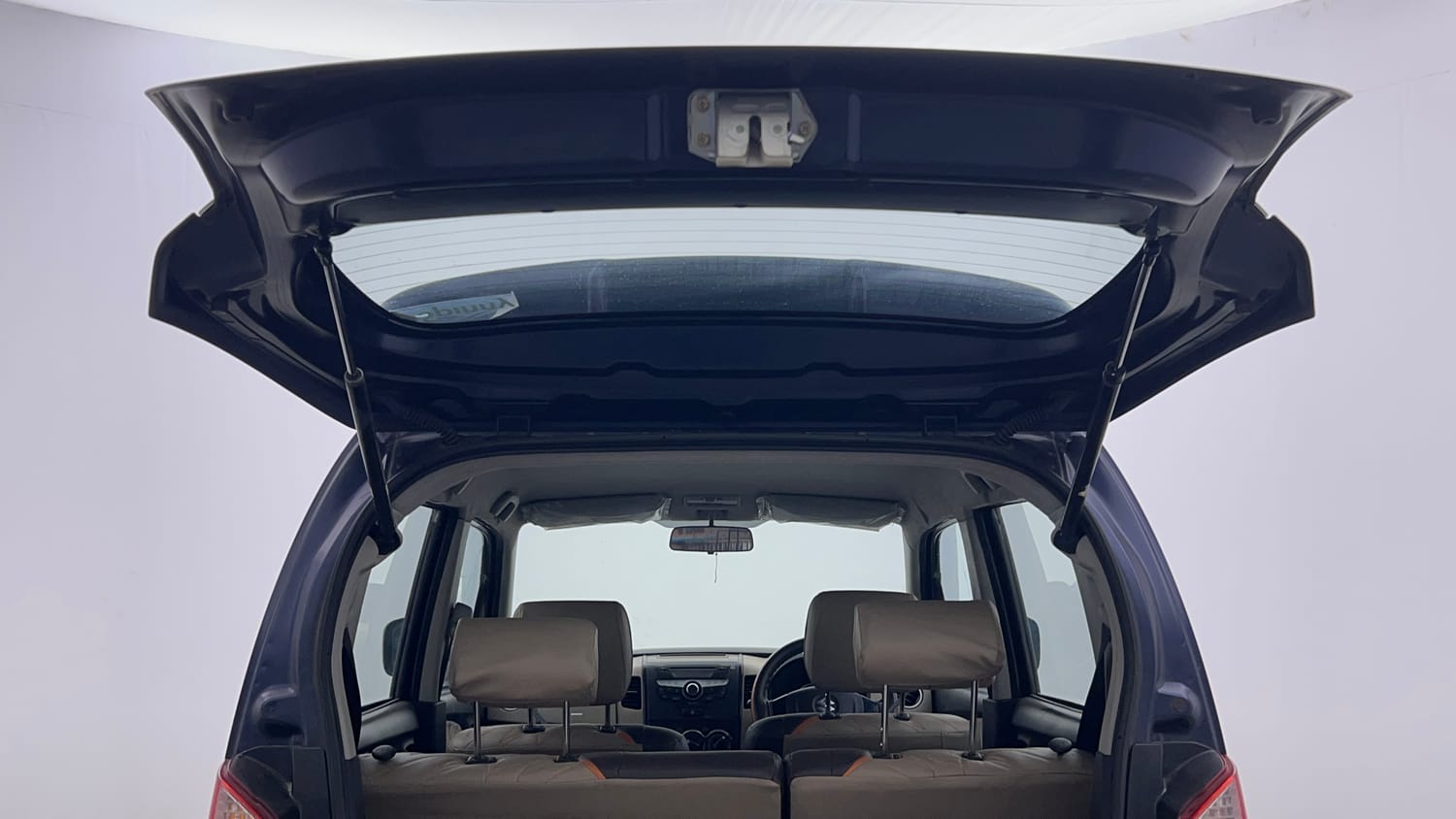 Used 2019 Maruti Suzuki Wagon R 1.0 VXI AMT Petrol Automatic interior DICKY DOOR OPEN VIEW