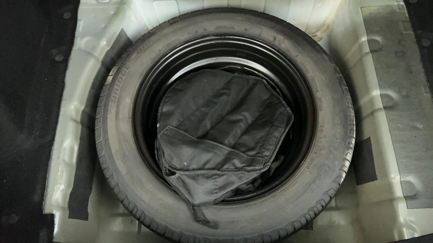 Used 2022 Tata Nexon XMA (S) Diesel Diesel Automatic tyres SPARE TYRE VIEW