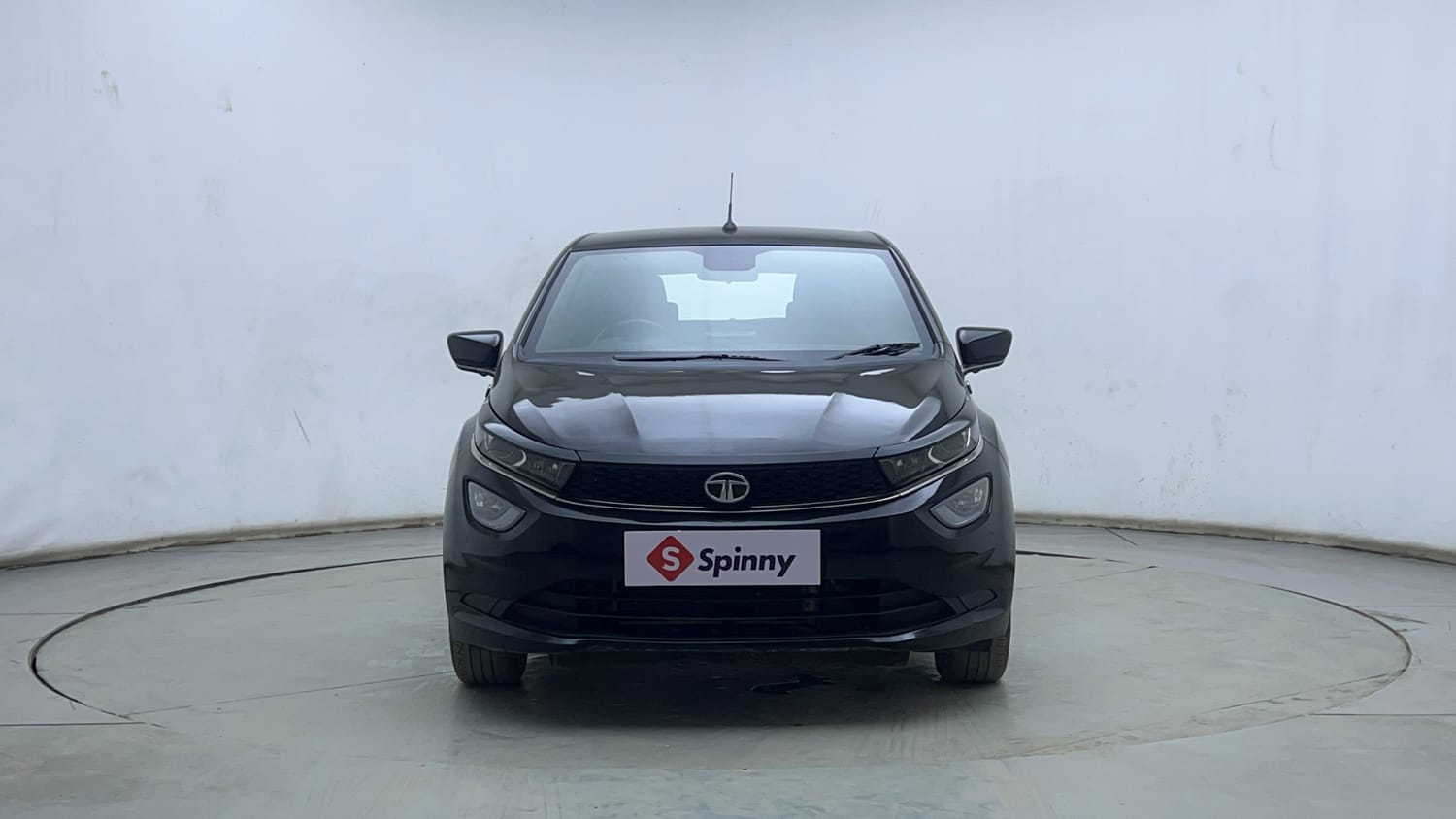 Used 2022 Tata Altroz XZ Plus Petrol Dark Edition Petrol Manual exterior FRONT VIEW