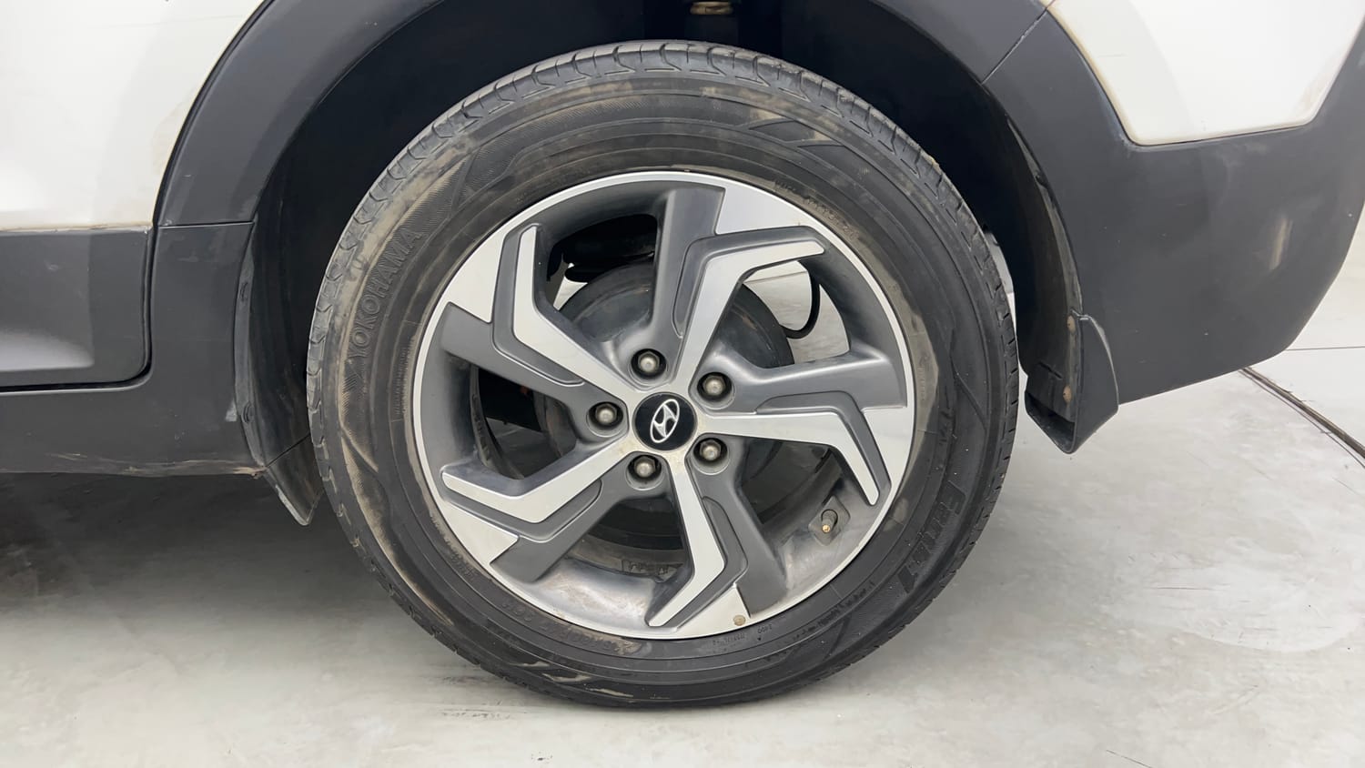 Used 2019 Hyundai Creta SX 1.6 AT Petrol Petrol Automatic tyres LEFT REAR TYRE RIM VIEW