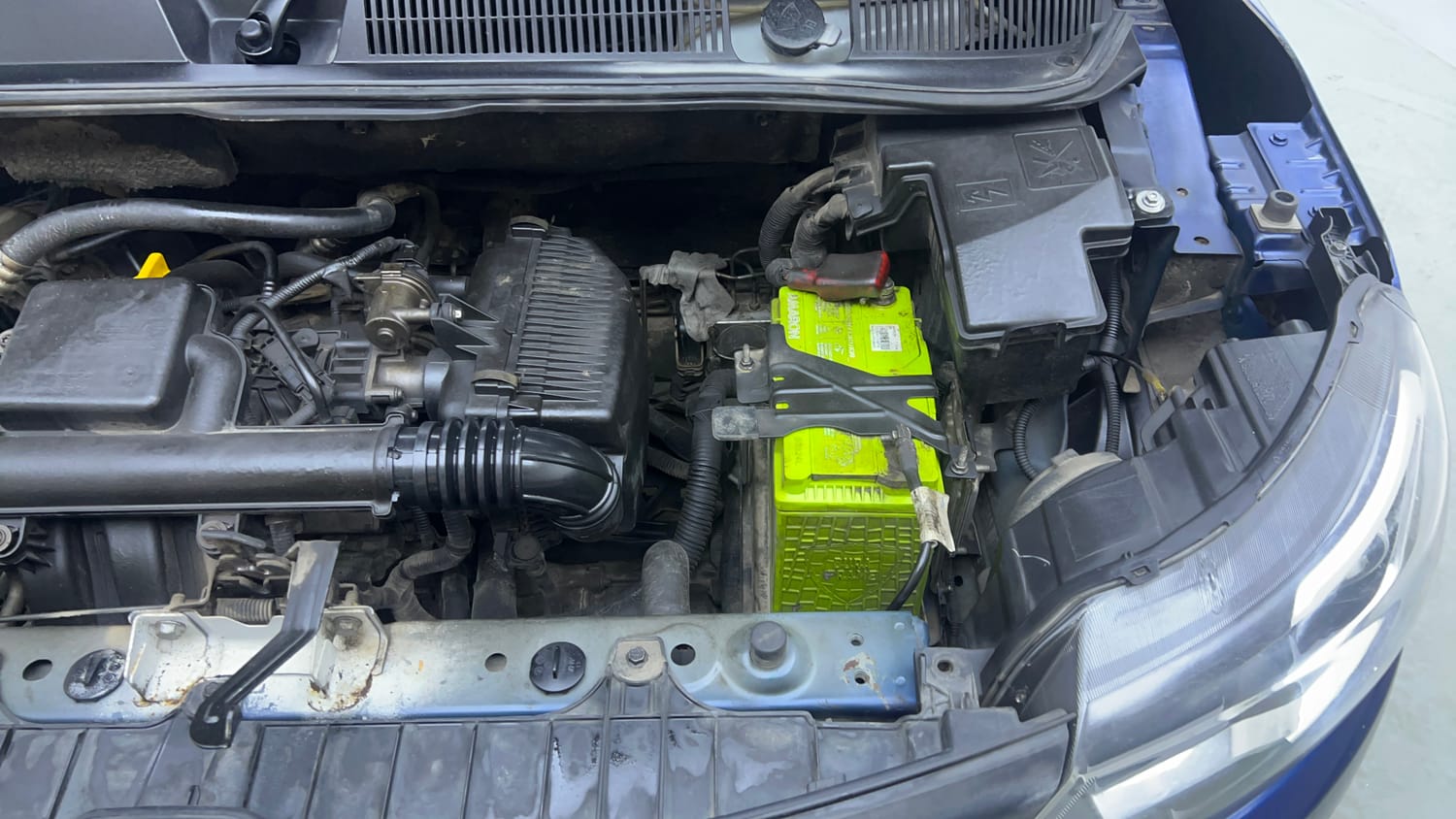 Used 2020 Renault Triber RXZ Petrol Manual engine ENGINE LEFT SIDE VIEW