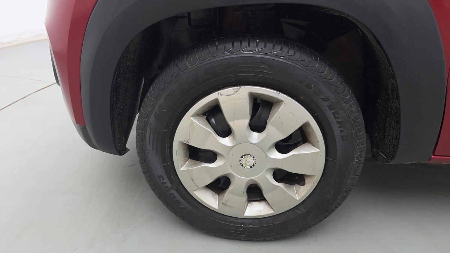 Used 2018 Renault Kwid 1.0 Marvel Iron Man Edition AMT Petrol Automatic tyres LEFT FRONT TYRE RIM VIEW