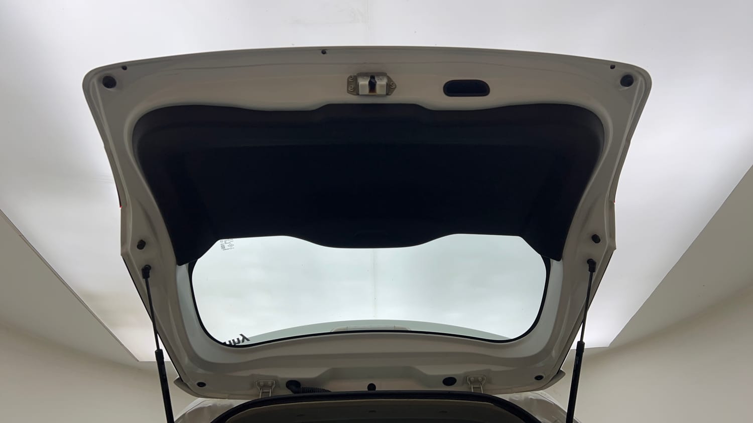 Used 2021 maruti-suzuki Vitara Brezza LXi Petrol Manual interior DICKY DOOR OPEN VIEW