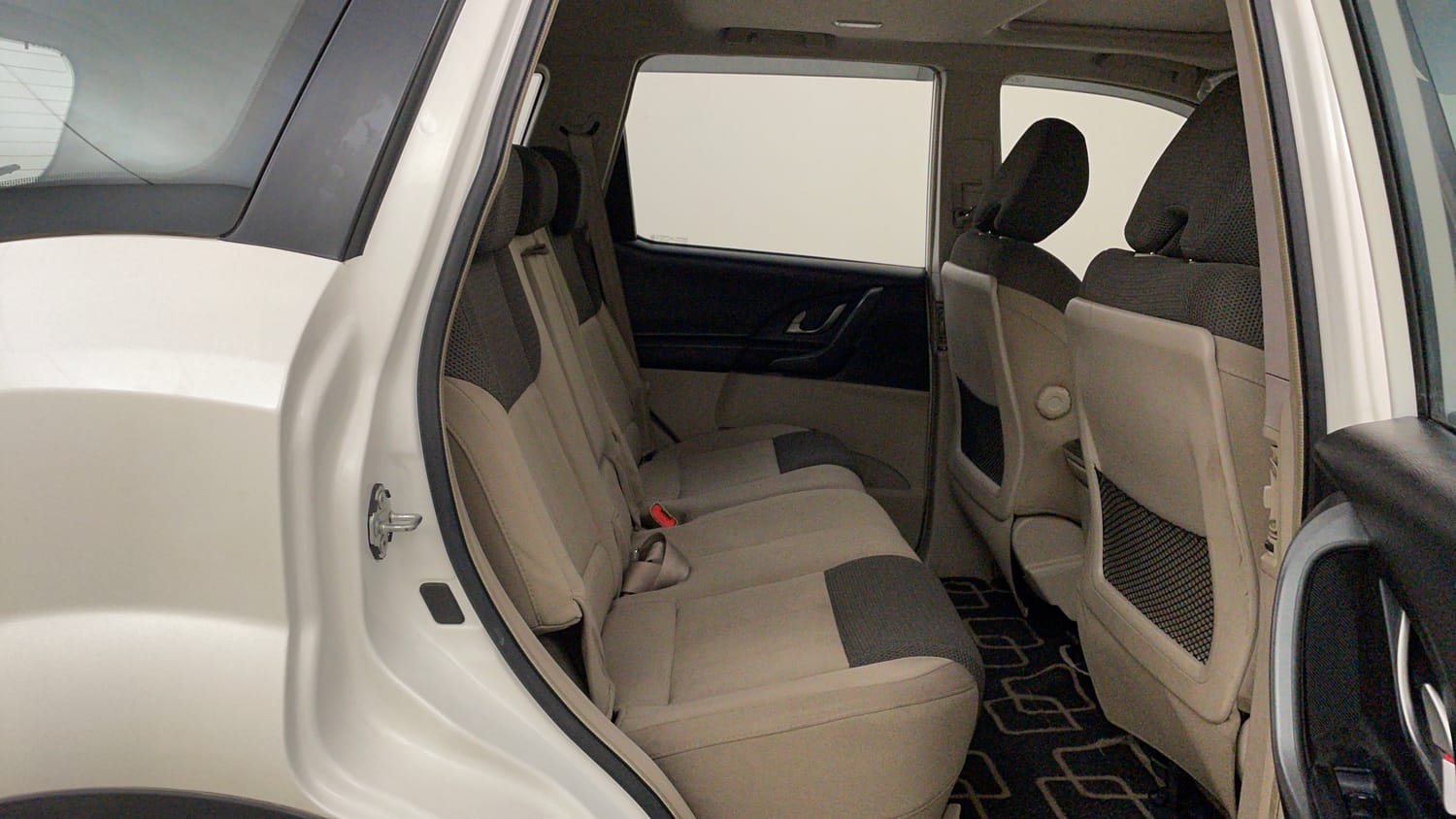 Used 2018 Mahindra XUV500 W9 AT Diesel Automatic interior RIGHT SIDE REAR DOOR CABIN VIEW