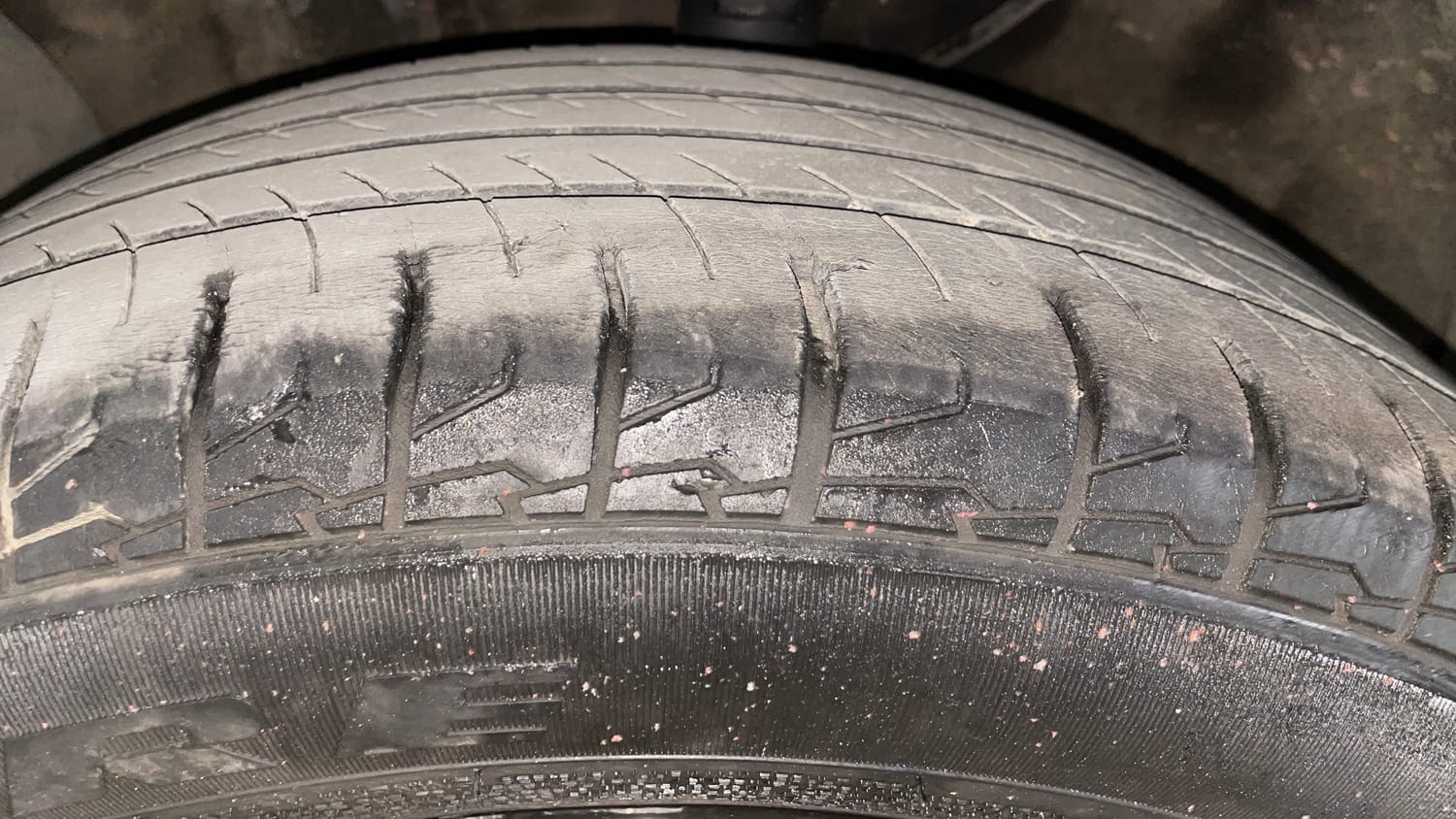 Used 2018 Hyundai Creta SX 1.6 (O) Petrol Petrol Manual tyres LEFT FRONT TYRE TREAD VIEW