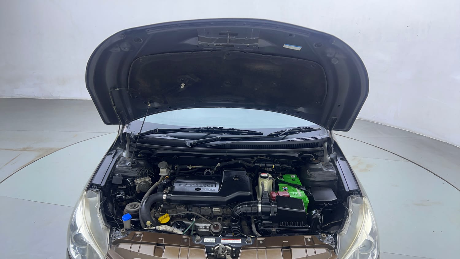 Used 2017 Maruti Suzuki Ciaz ZDi SHVS Diesel Manual engine ENGINE & BONNET OPEN FRONT VIEW