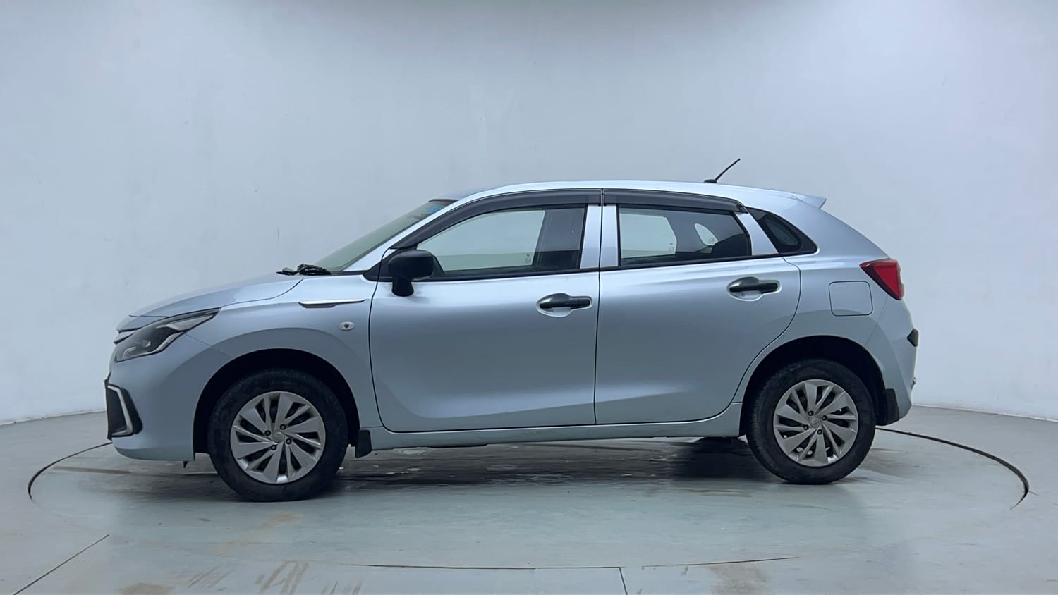Used 2024 Toyota Glanza E Petrol Manual exterior LEFT SIDE VIEW