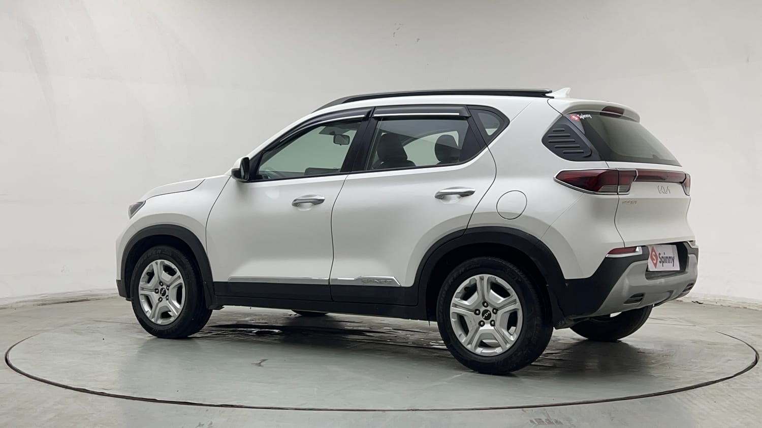 Used 2022 Kia Sonet HTK Plus 1.2 Petrol Manual exterior LEFT REAR CORNER VIEW
