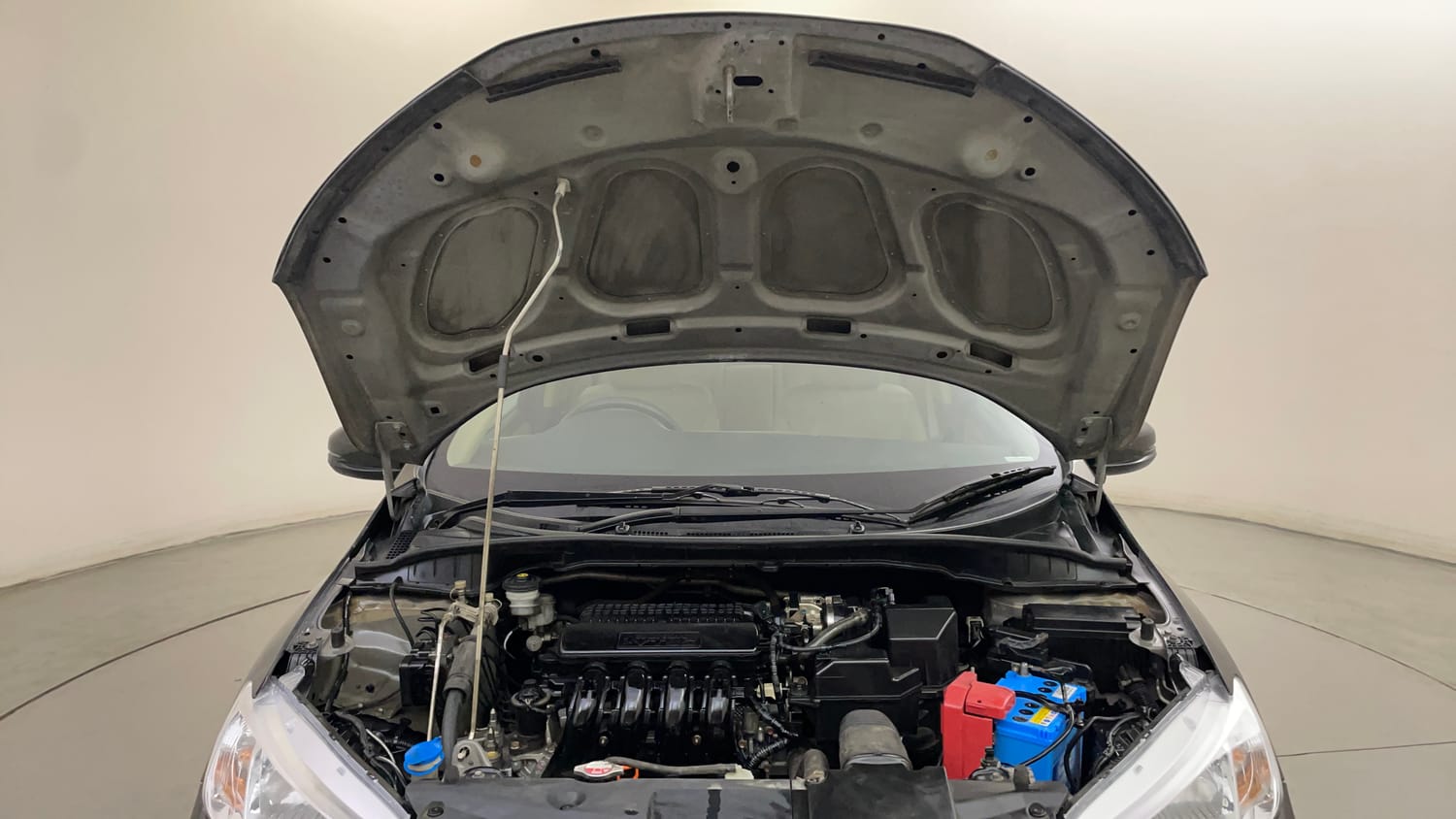 Used 2016 Honda City VX Petrol Manual engine ENGINE & BONNET OPEN FRONT VIEW