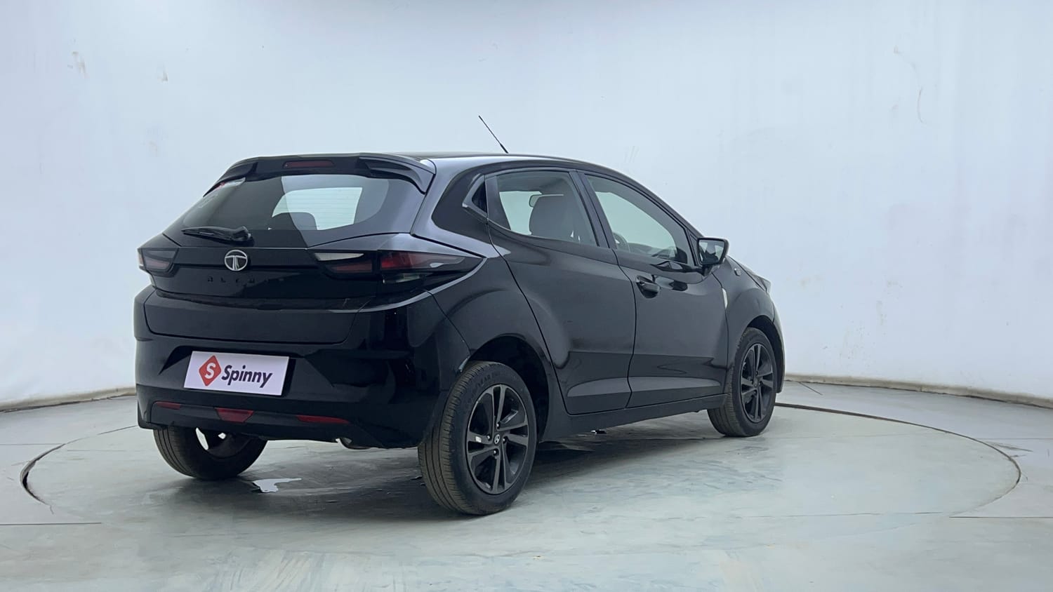 Used 2022 Tata Altroz XZ Plus Petrol Dark Edition Petrol Manual exterior RIGHT REAR CORNER VIEW
