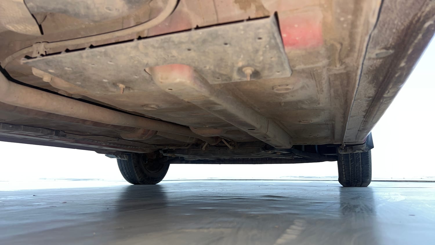Used 2019 Hyundai Santro Sportz CNG Cng Manual extra REAR RIGHT UNDERBODY VIEW