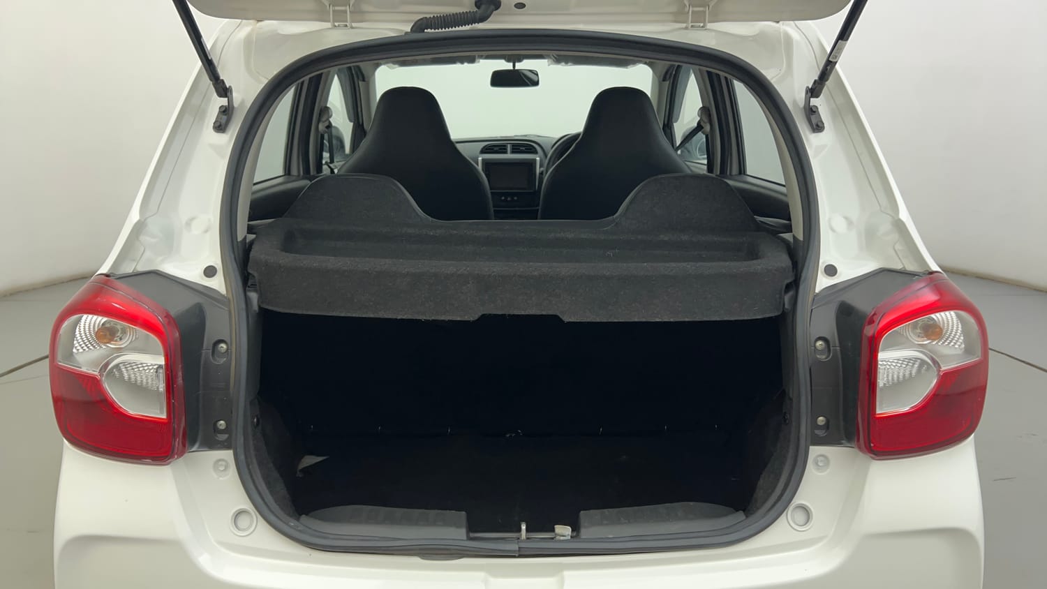 Used 2022 Maruti Suzuki Alto K10 VXi Plus Petrol Manual interior DICKY INSIDE VIEW