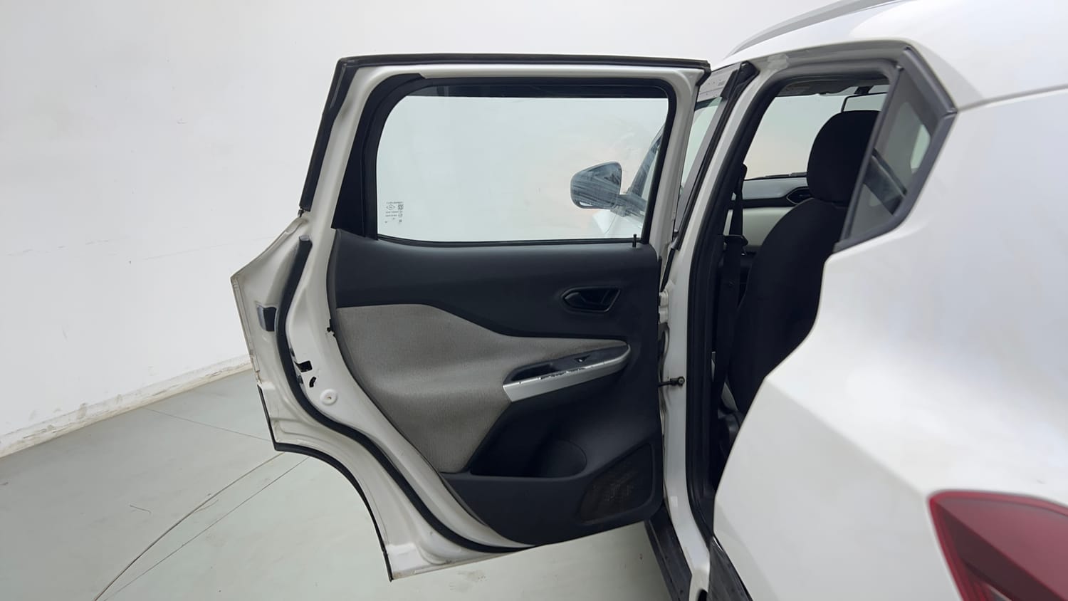 Used 2022 Nissan Magnite XE Petrol Manual interior LEFT REAR DOOR OPEN VIEW