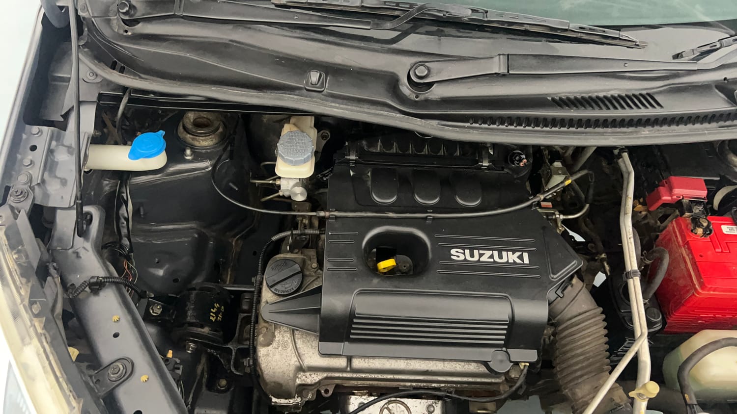 Used 2012 Maruti Suzuki Wagon R LXi Petrol Manual engine ENGINE RIGHT SIDE VIEW