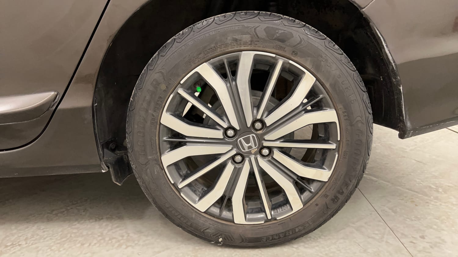 Used 2018 Honda City VX Petrol Petrol Manual tyres LEFT REAR TYRE RIM VIEW