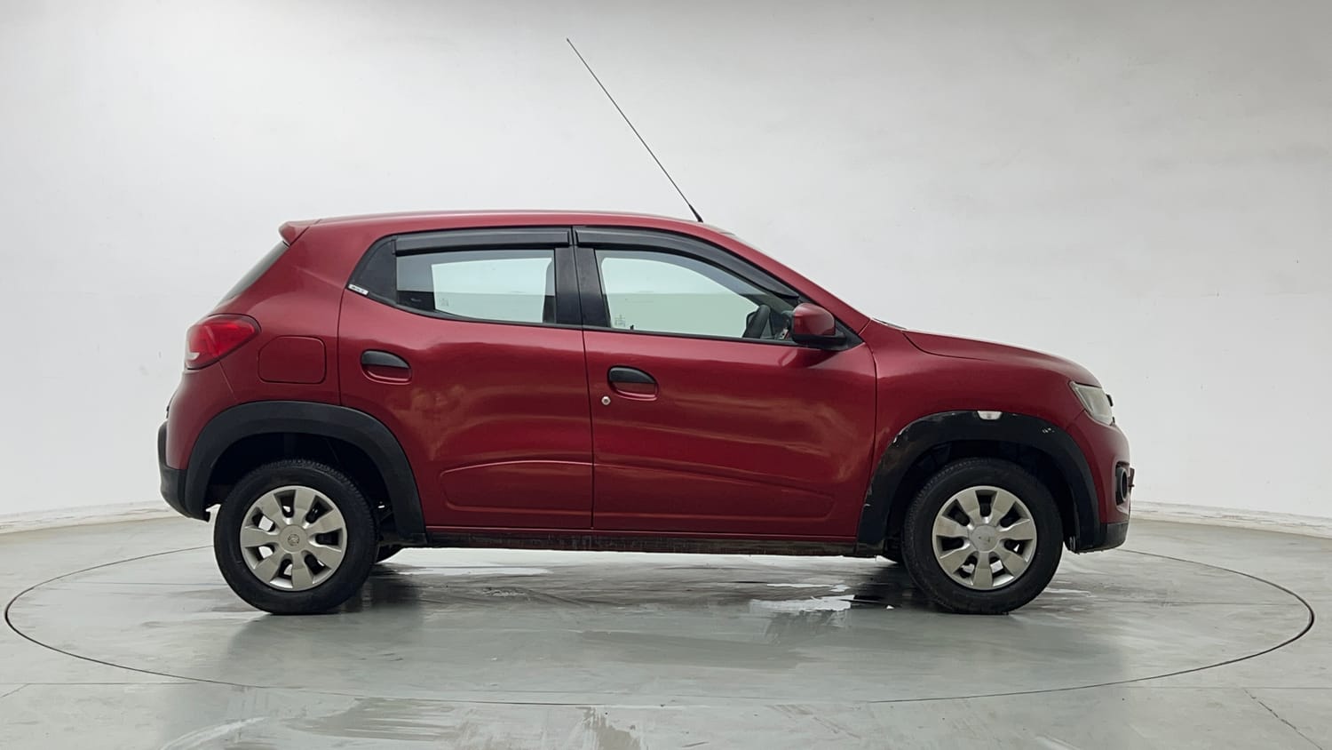 Used 2018 Renault Kwid 1.0 Marvel Iron Man Edition AMT Petrol Automatic exterior RIGHT SIDE VIEW