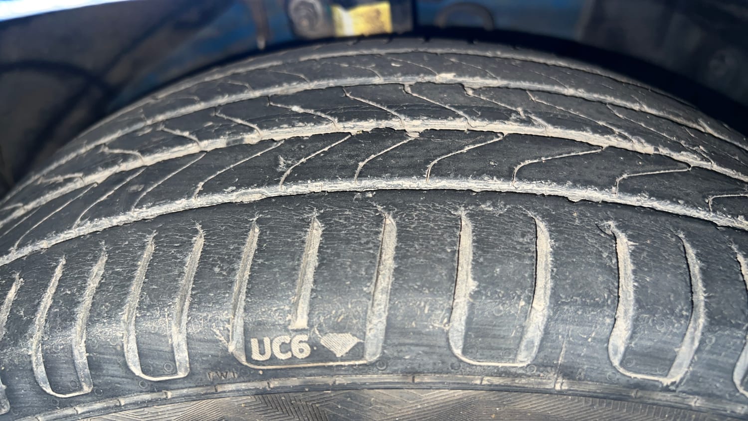 Used 2018 Ford EcoSport Titanium 1.5L Ti-VCT Petrol Manual tyres RIGHT FRONT TYRE TREAD VIEW