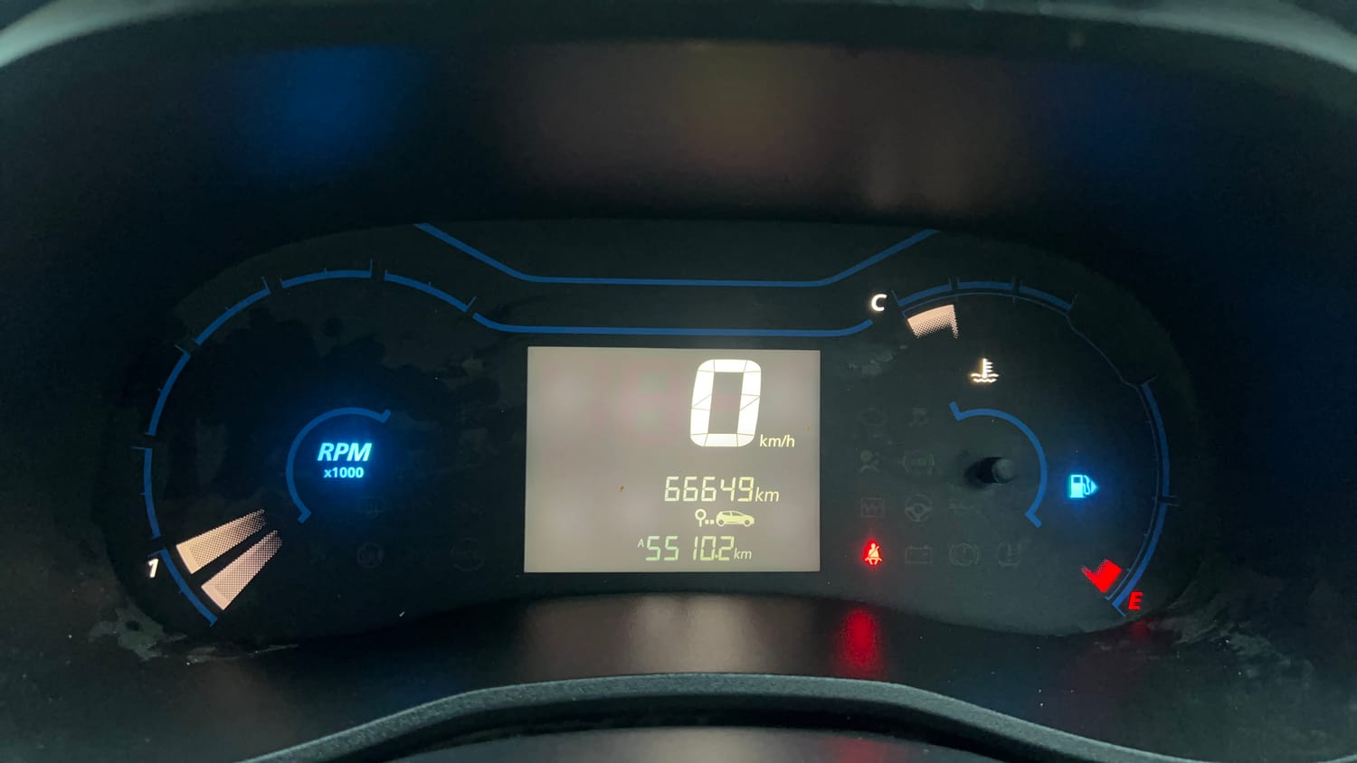 Used 2022 Renault Kwid RXT 1.0 Petrol Manual interior CLUSTERMETER VIEW
