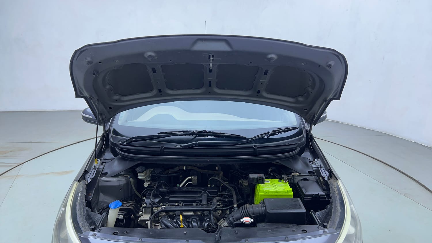 Used 2016 Hyundai Elite i20 Asta 1.2 Petrol Manual engine ENGINE & BONNET OPEN FRONT VIEW