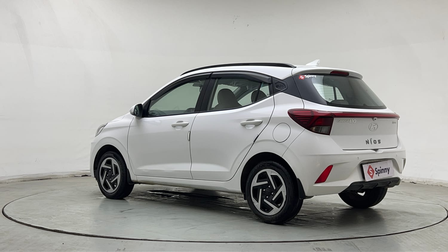 Used 2025 Hyundai Grand i10 Nios Sportz 1.2 Kappa VTVT Petrol Manual exterior LEFT REAR CORNER VIEW