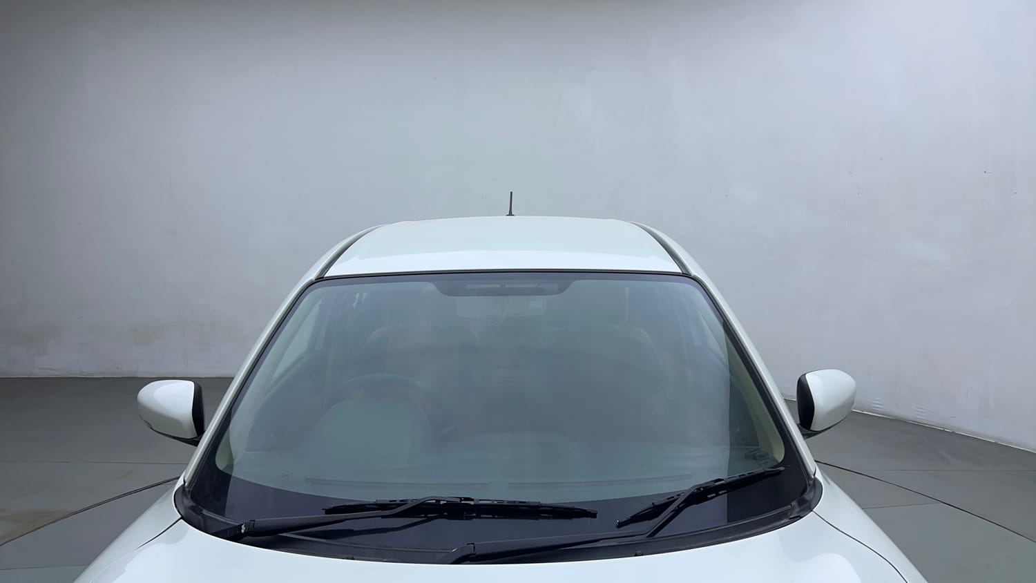 Used 2017 Maruti Suzuki Dzire VXi AMT Petrol Automatic exterior FRONT WINDSHIELD VIEW