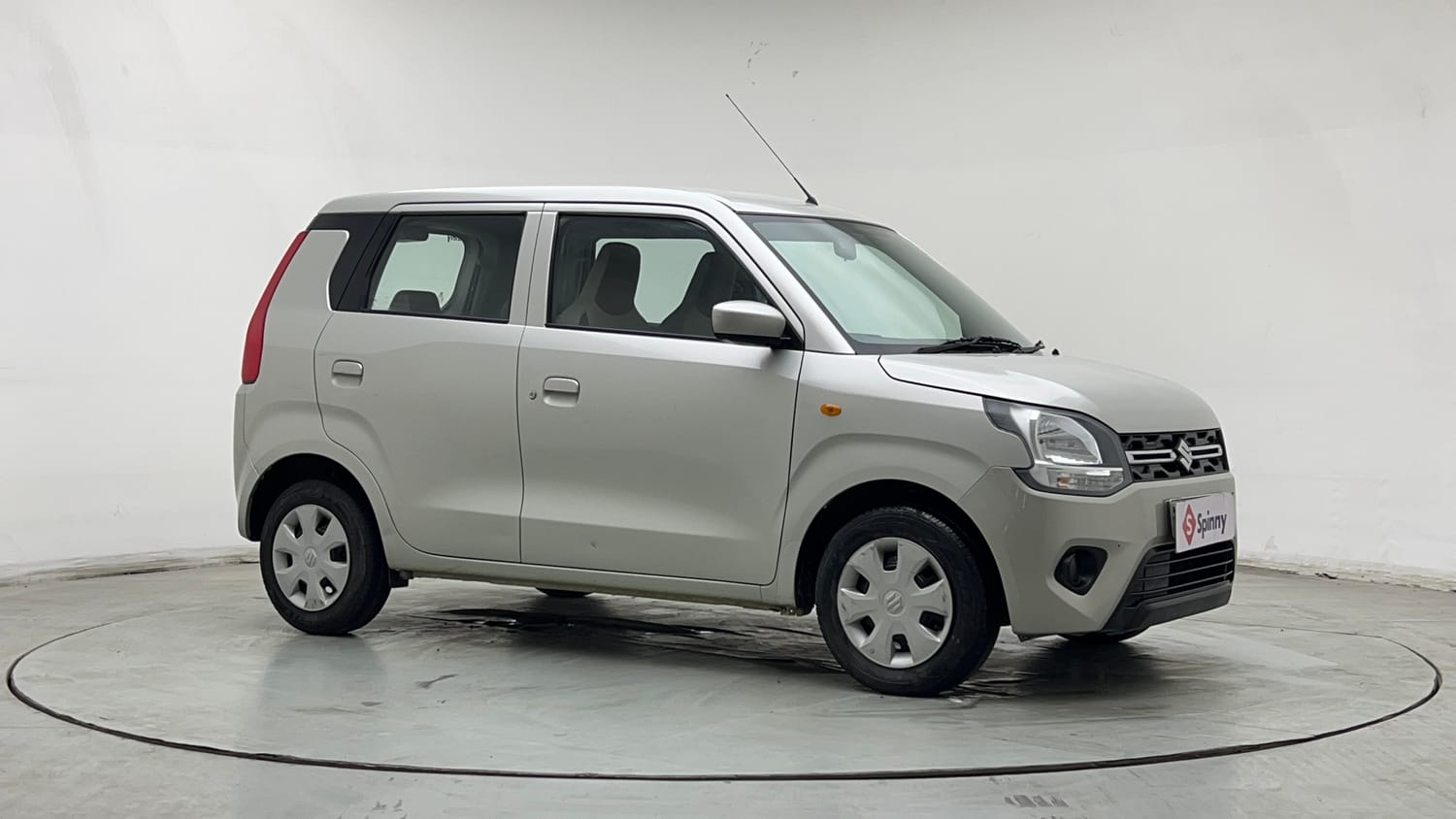 Used 2019 Maruti Suzuki Wagon R VXi 1.0 Petrol Manual exterior RIGHT FRONT CORNER VIEW