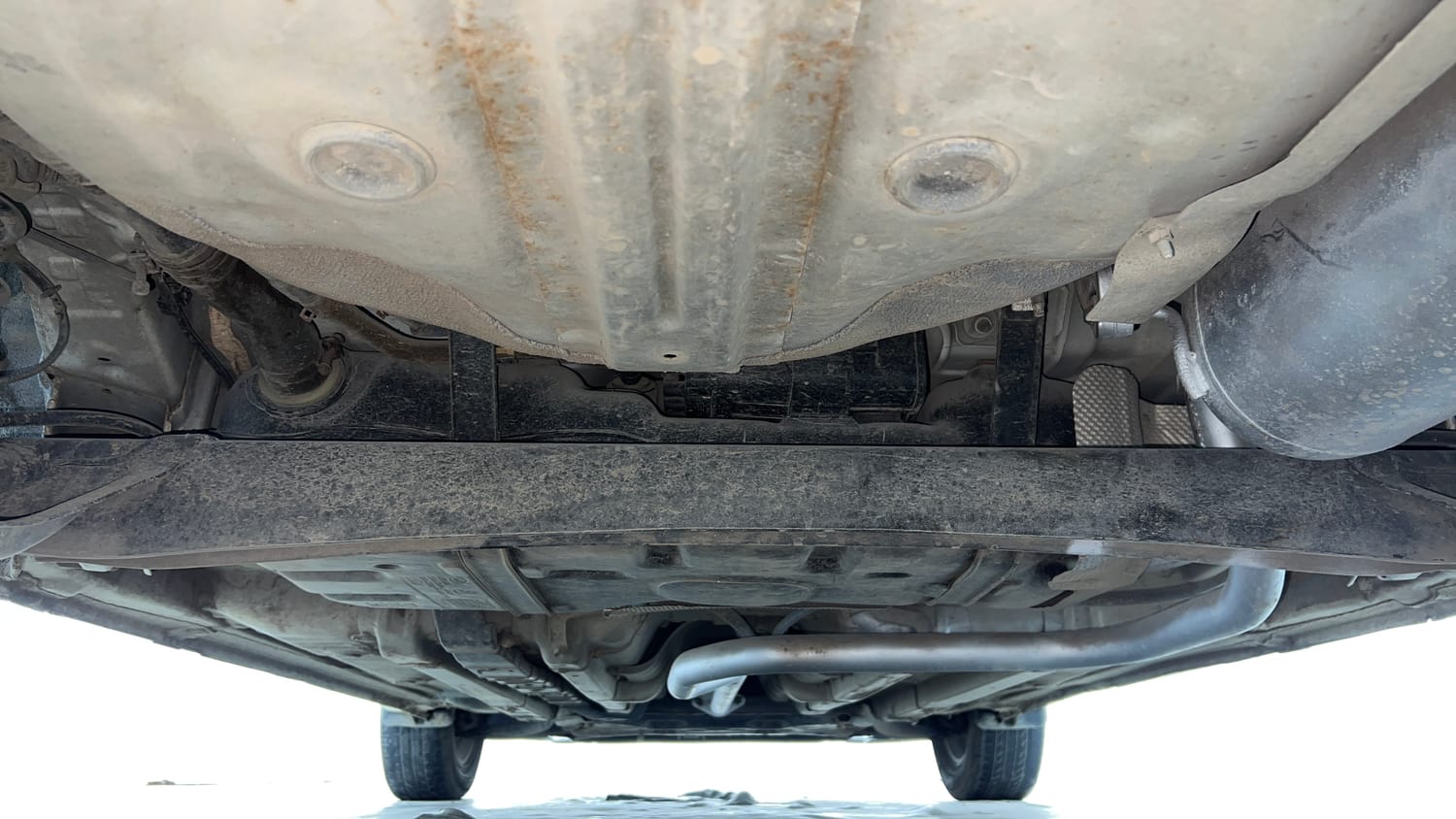 Used 2019 Hyundai Elite i20 Asta 1.2 AT Petrol Automatic extra REAR UNDERBODY VIEW (TAKEN FROM REAR)