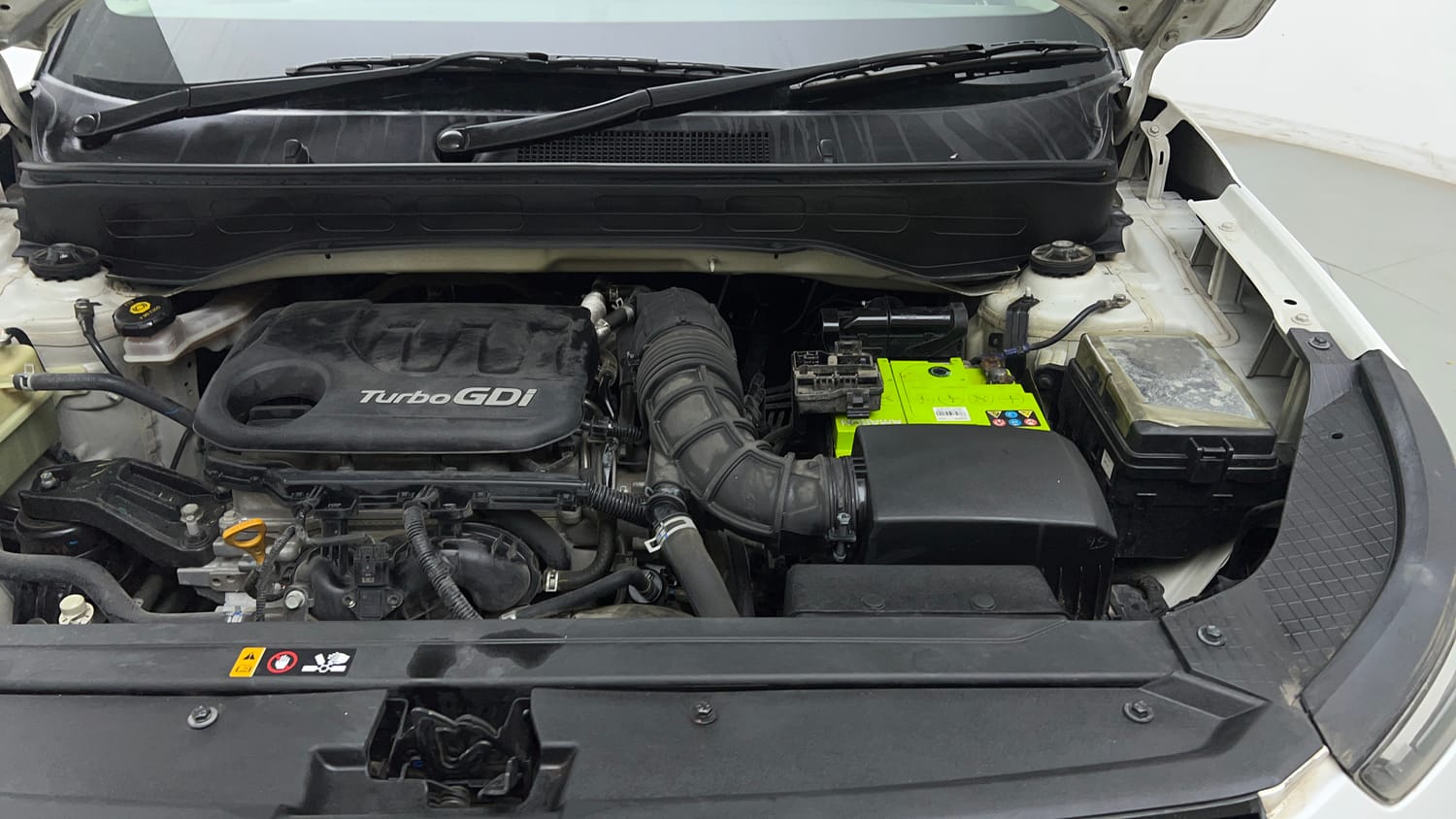 Used 2020 hyundai Venue SX 1.0 Turbo Petrol Petrol Manual engine ENGINE LEFT SIDE VIEW