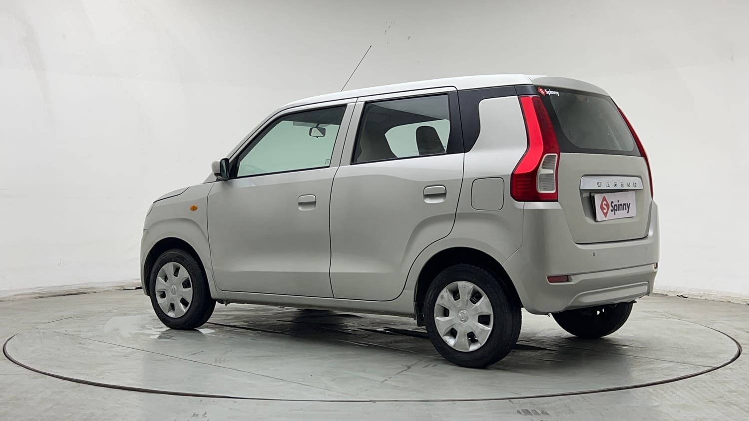 Used 2019 Maruti Suzuki Wagon R VXi 1.0 Petrol Manual exterior LEFT REAR CORNER VIEW