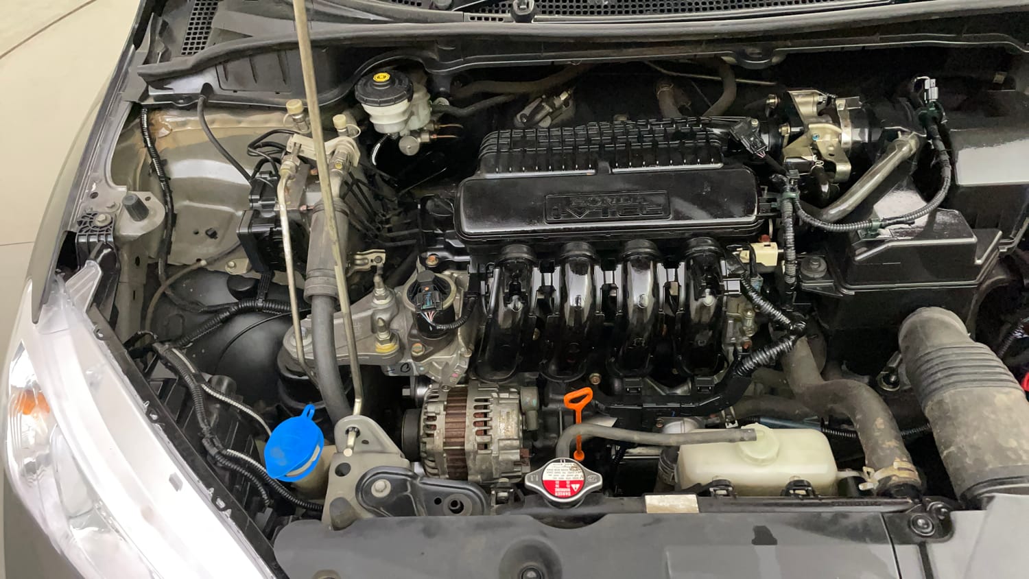 Used 2016 Honda City VX Petrol Manual engine ENGINE RIGHT SIDE VIEW