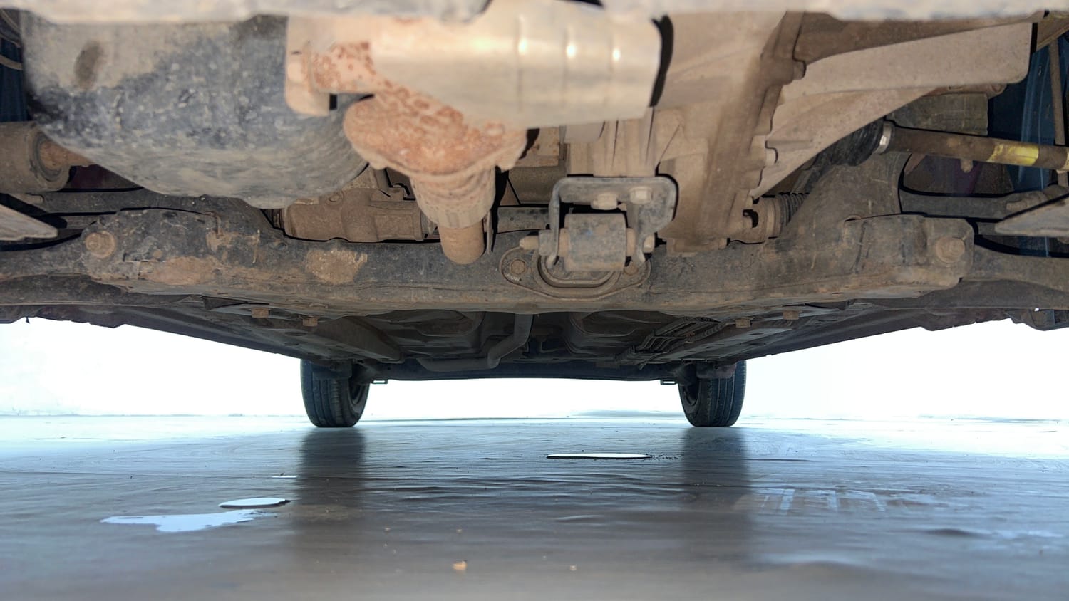 Used 2019 Hyundai Santro Sportz CNG Cng Manual extra FRONT LEFT UNDERBODY VIEW