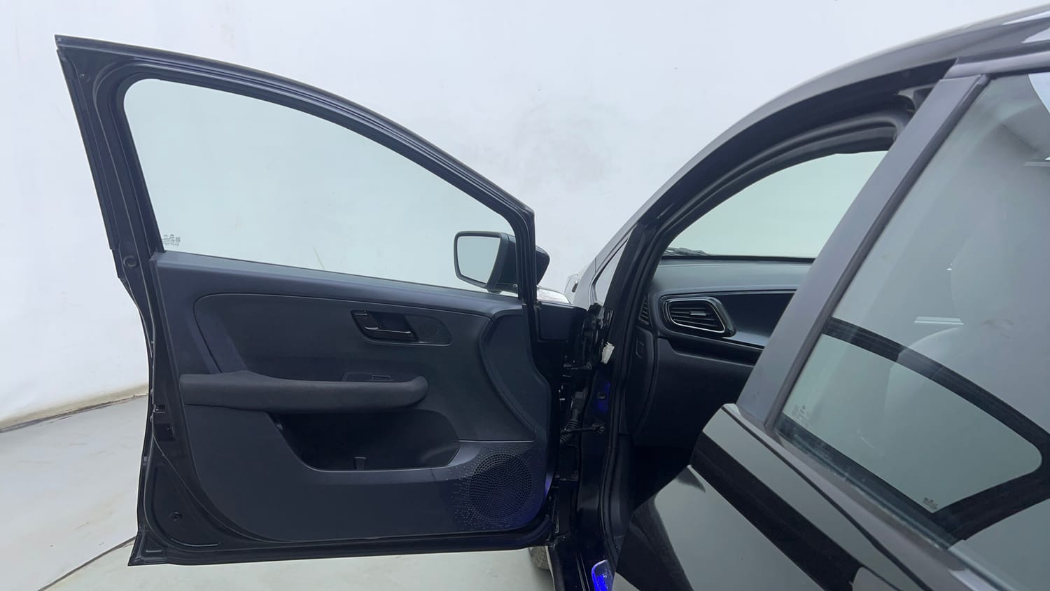 Used 2022 Tata Altroz XZ Plus Petrol Dark Edition Petrol Manual interior LEFT FRONT DOOR OPEN VIEW