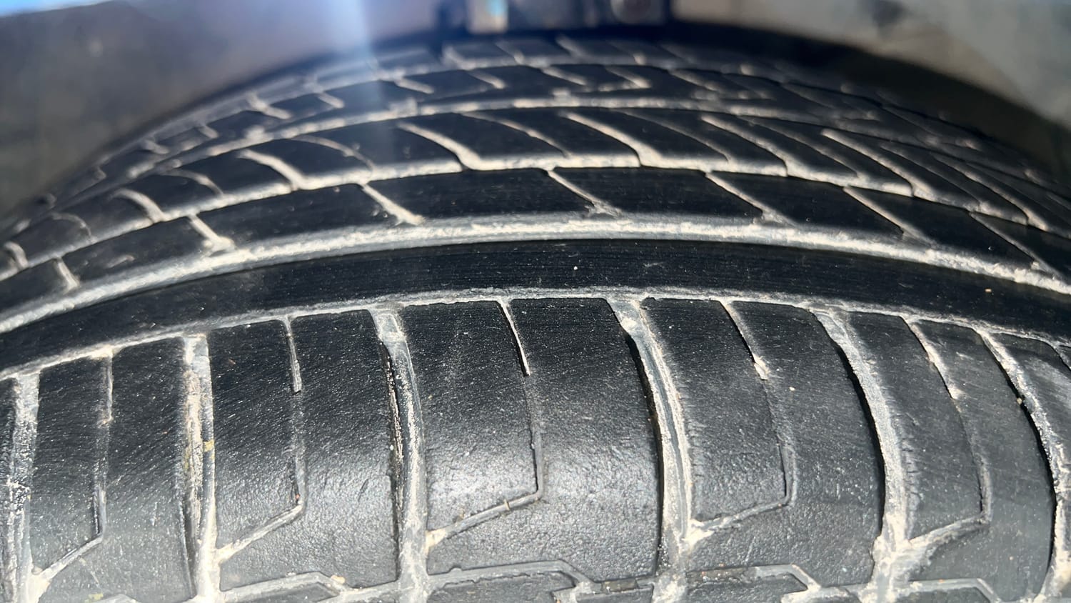 Used 2020 Maruti Suzuki Baleno Alpha Petrol Manual tyres RIGHT FRONT TYRE TREAD VIEW