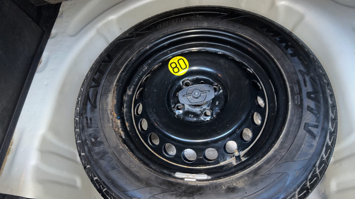 Used 2018 Maruti Suzuki Baleno Alpha 1.2 Petrol Manual tyres SPARE TYRE VIEW